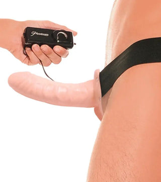 Ihålig Strapon Med Vibrationer