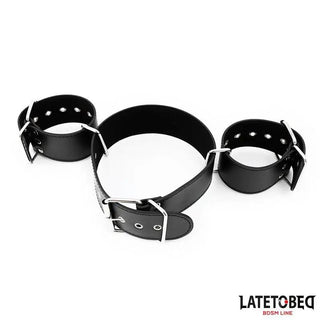 Latetobed Hals och Handbojor