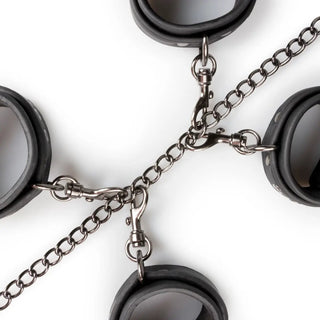 Halsband Med Fot- Och Handbojor