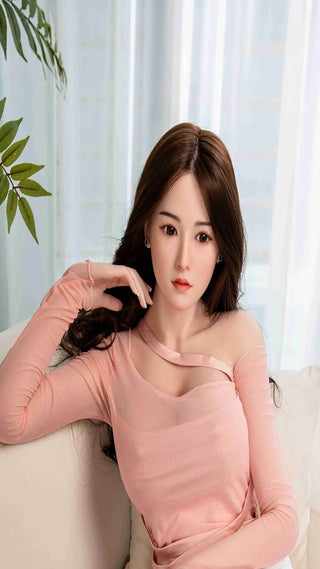 Asiatisk Sexdocka 135 cm TPE
